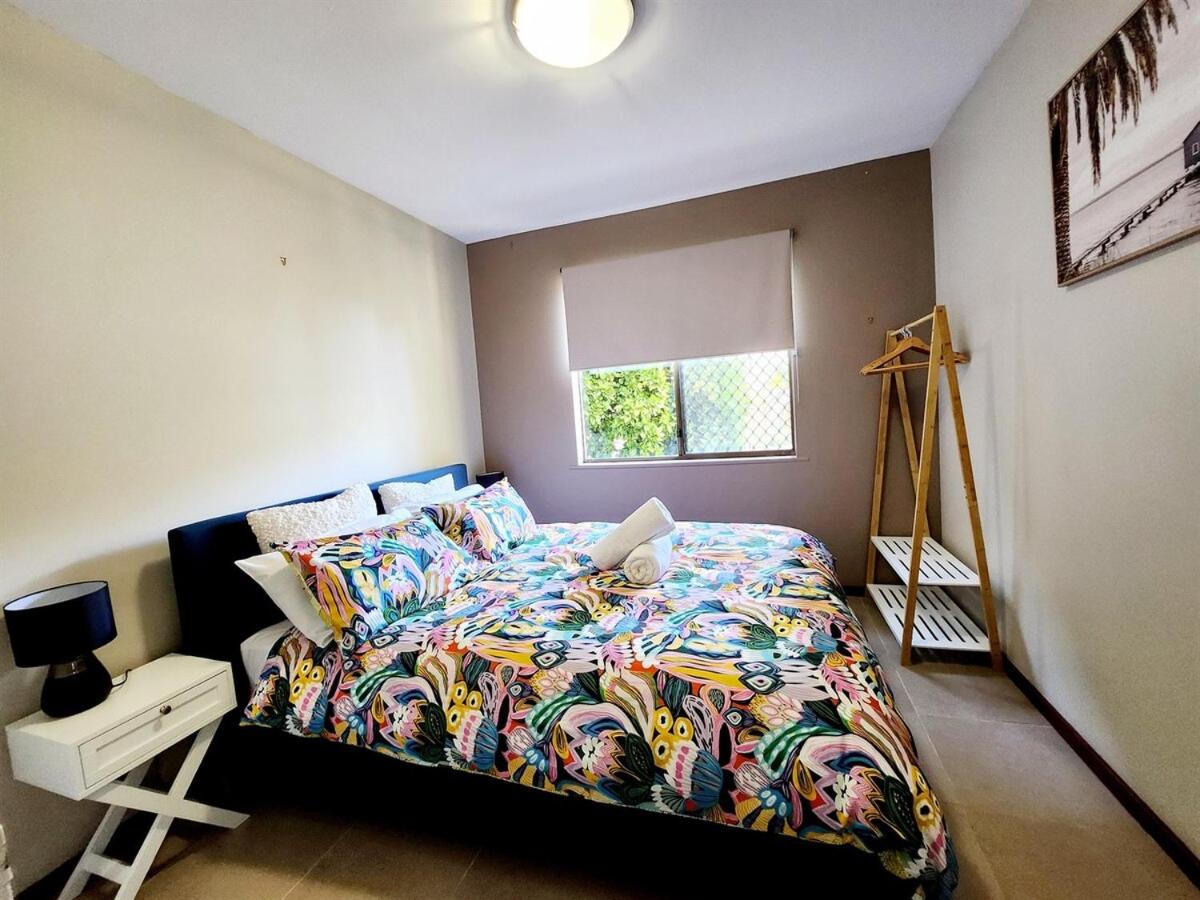 Seaside Two Bedroom Villa With Resort Facilities - B&B Mandurah