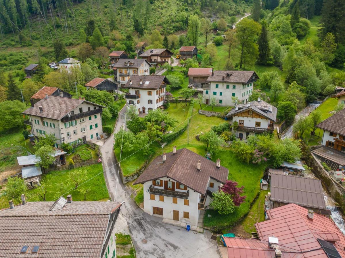La Casa di Elvira-Mansarda - B&B Alleghe