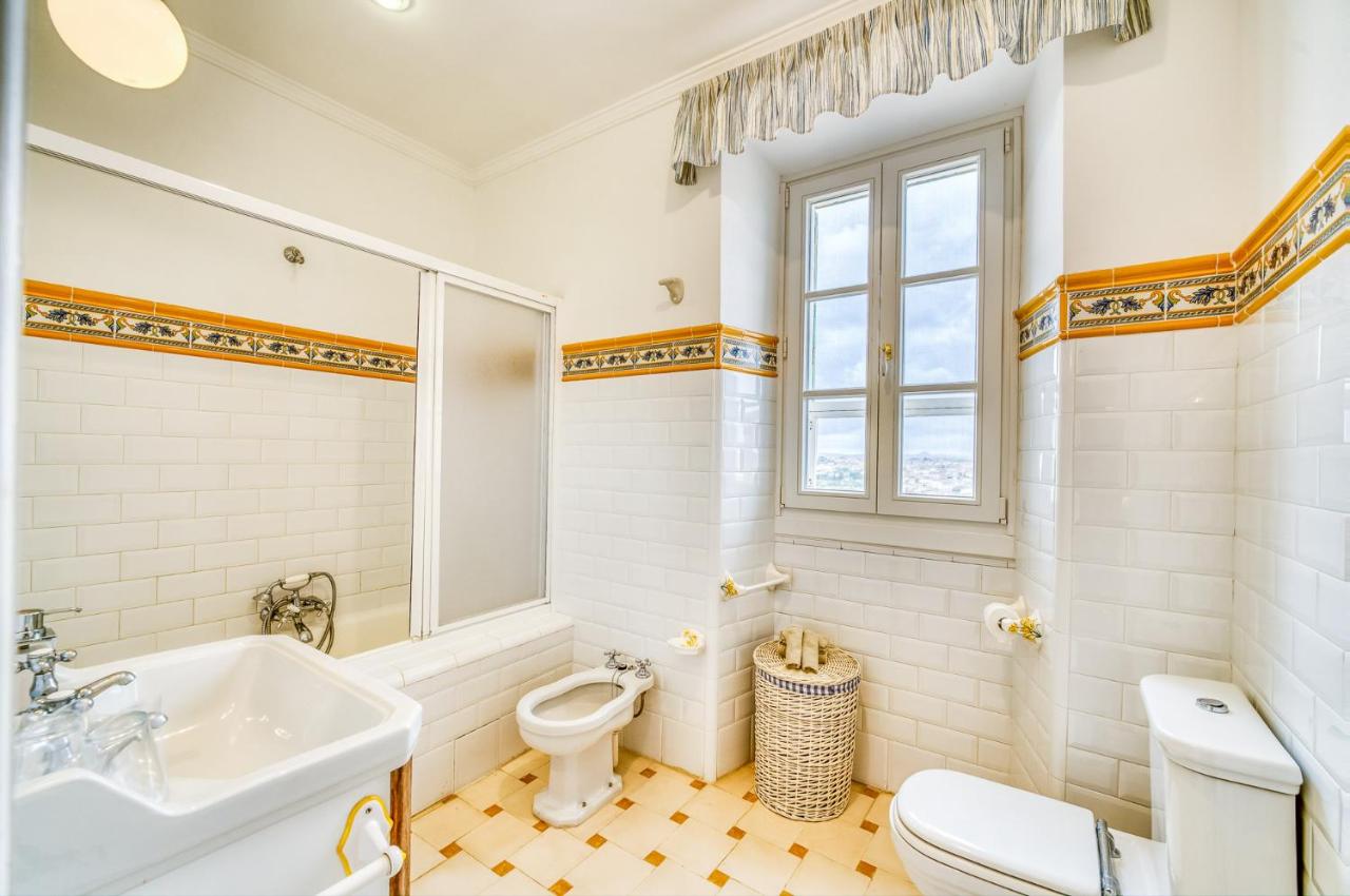Twin Room with Balcony