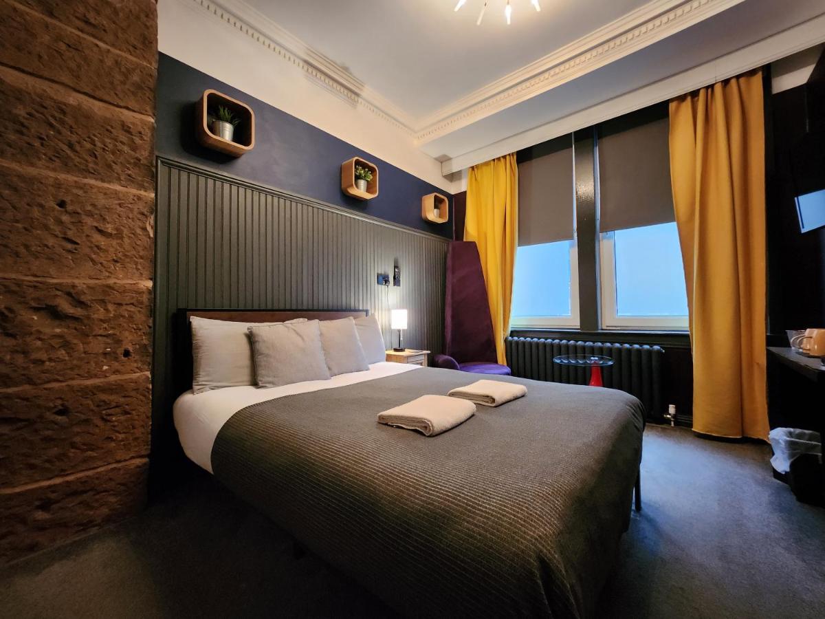 Frederick Douglass - Rooms In The City - B&B Edinburgh