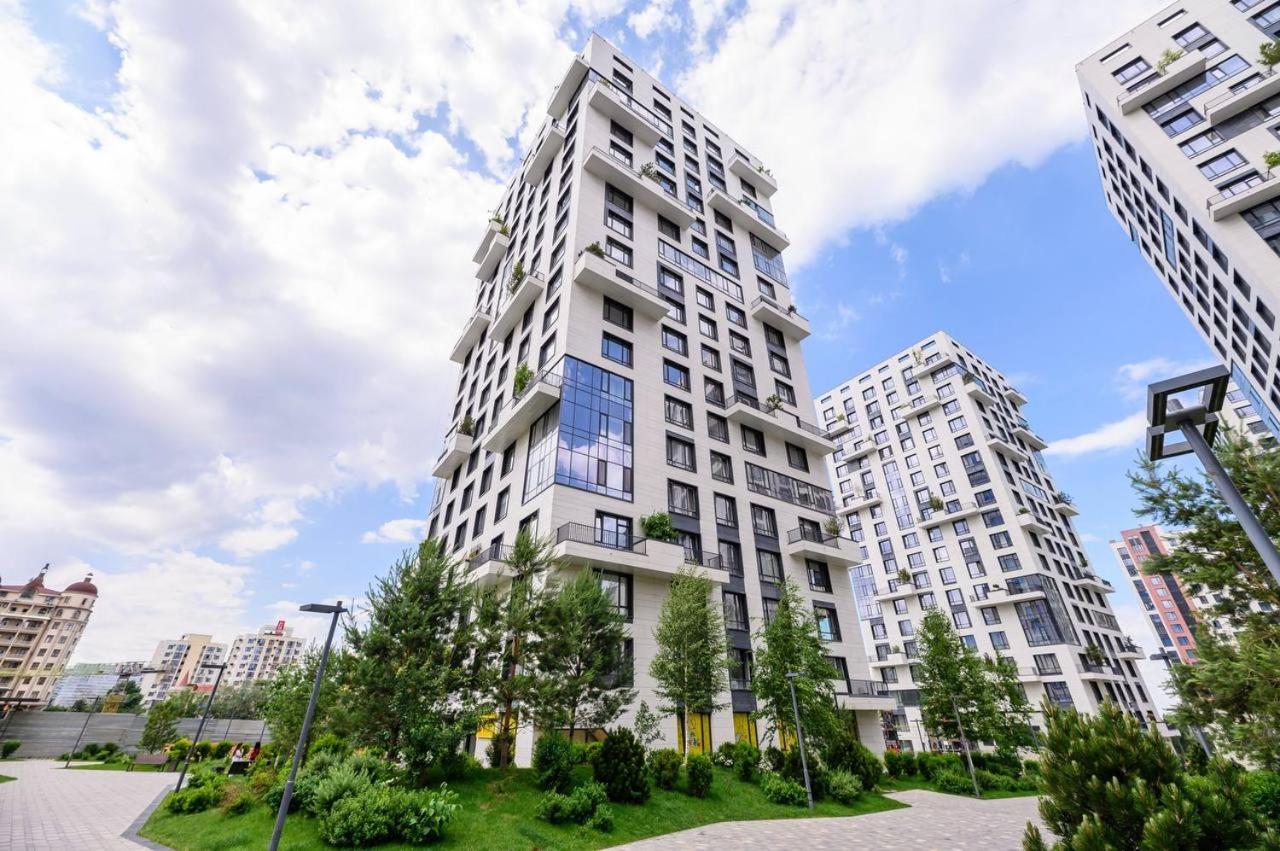 Metropole51, жилой комплекс - B&B