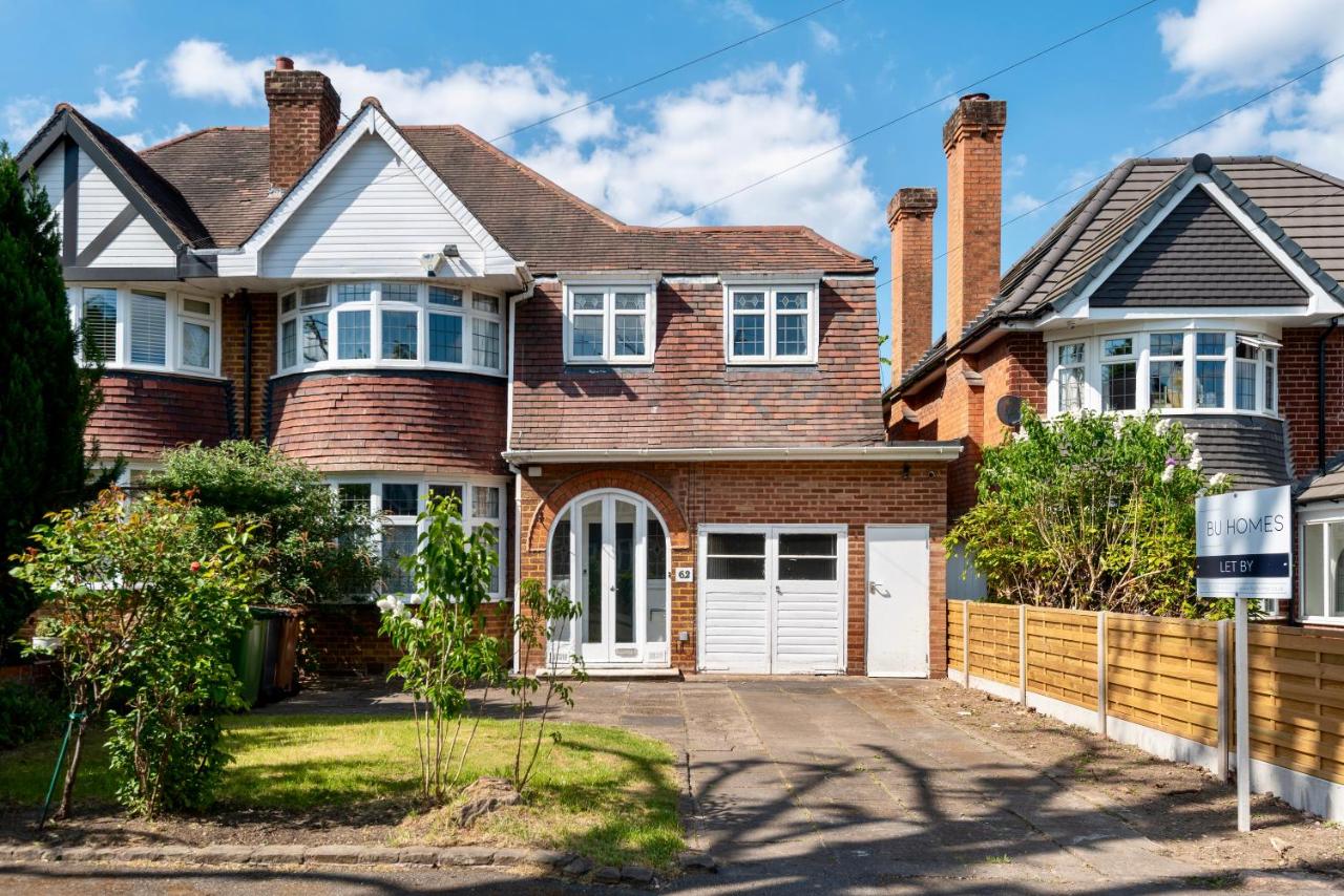 Double room in brand new 5 bed home with WiFi & TV BW Room 3 - B&B