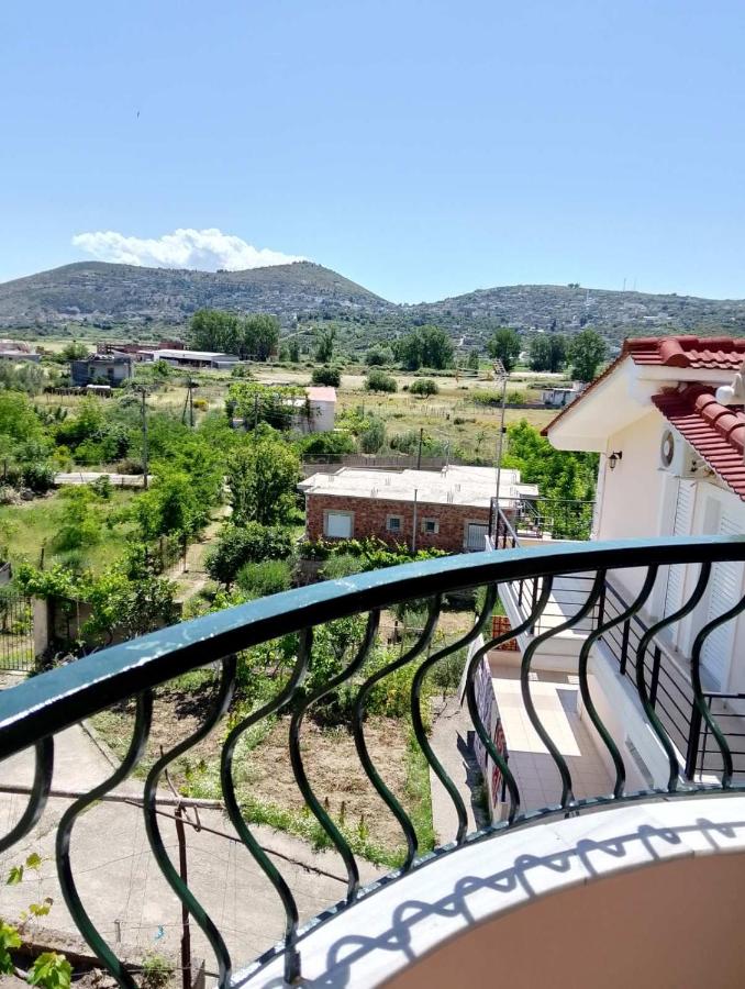 Spiros House - Bed and Breakfast Vrion