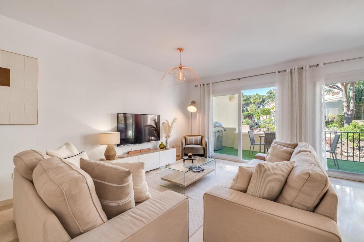 New spacious townhouse in Marbella - Chambres d’hôtes Marbella