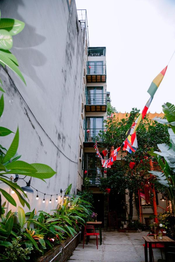 Sushi House Apartment West Lake - Bed and Breakfast Hanoi