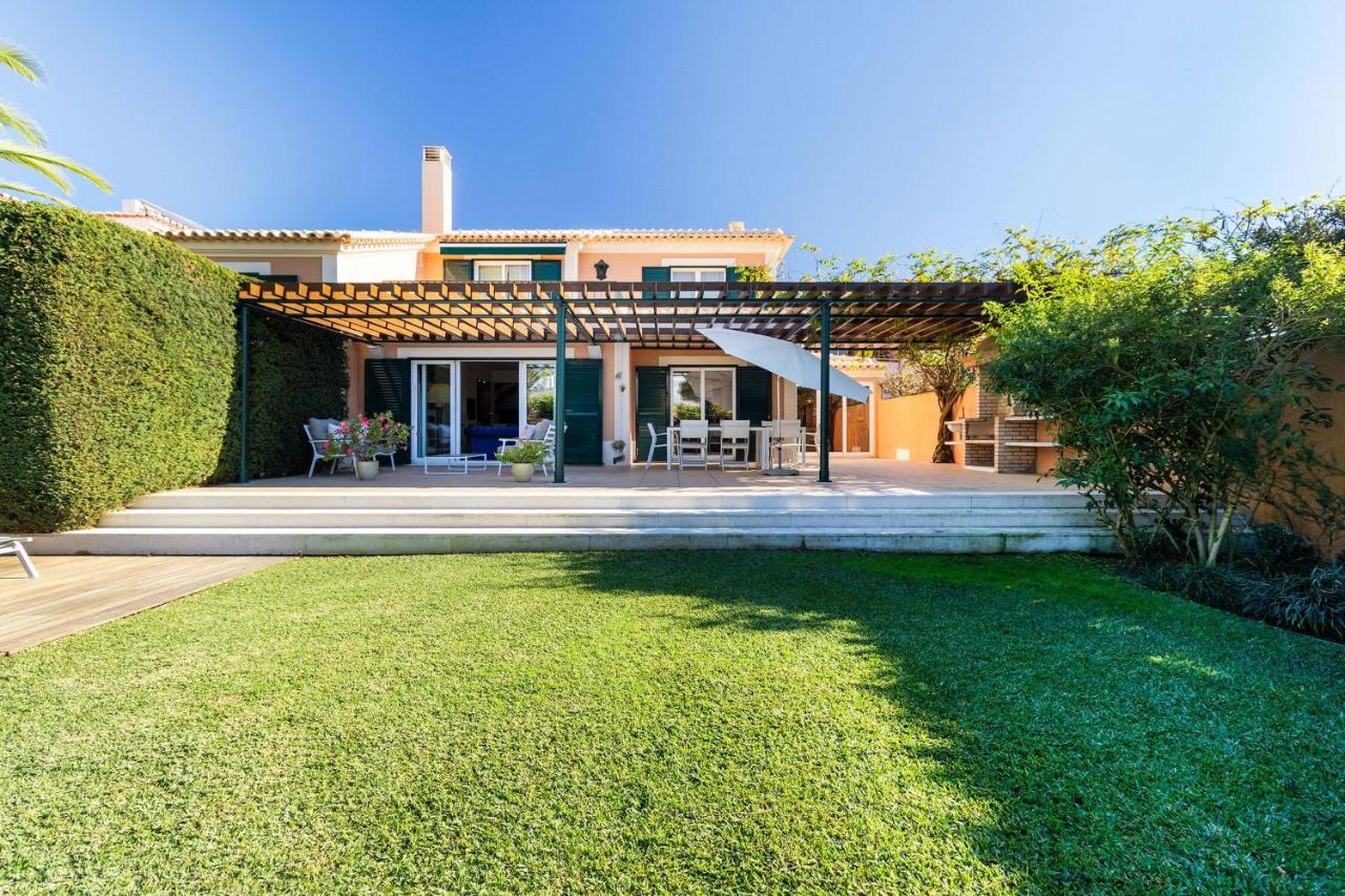 Villa Bicuda by NOOK - Bed and Breakfast Cascais