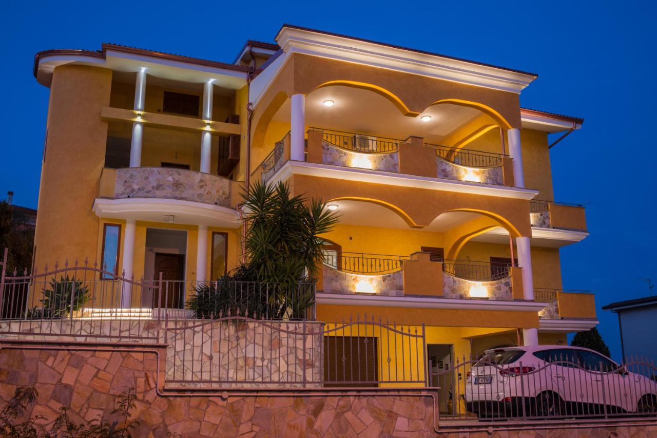 Bed and Breakfast Victoria - B&B Badolato Marina
