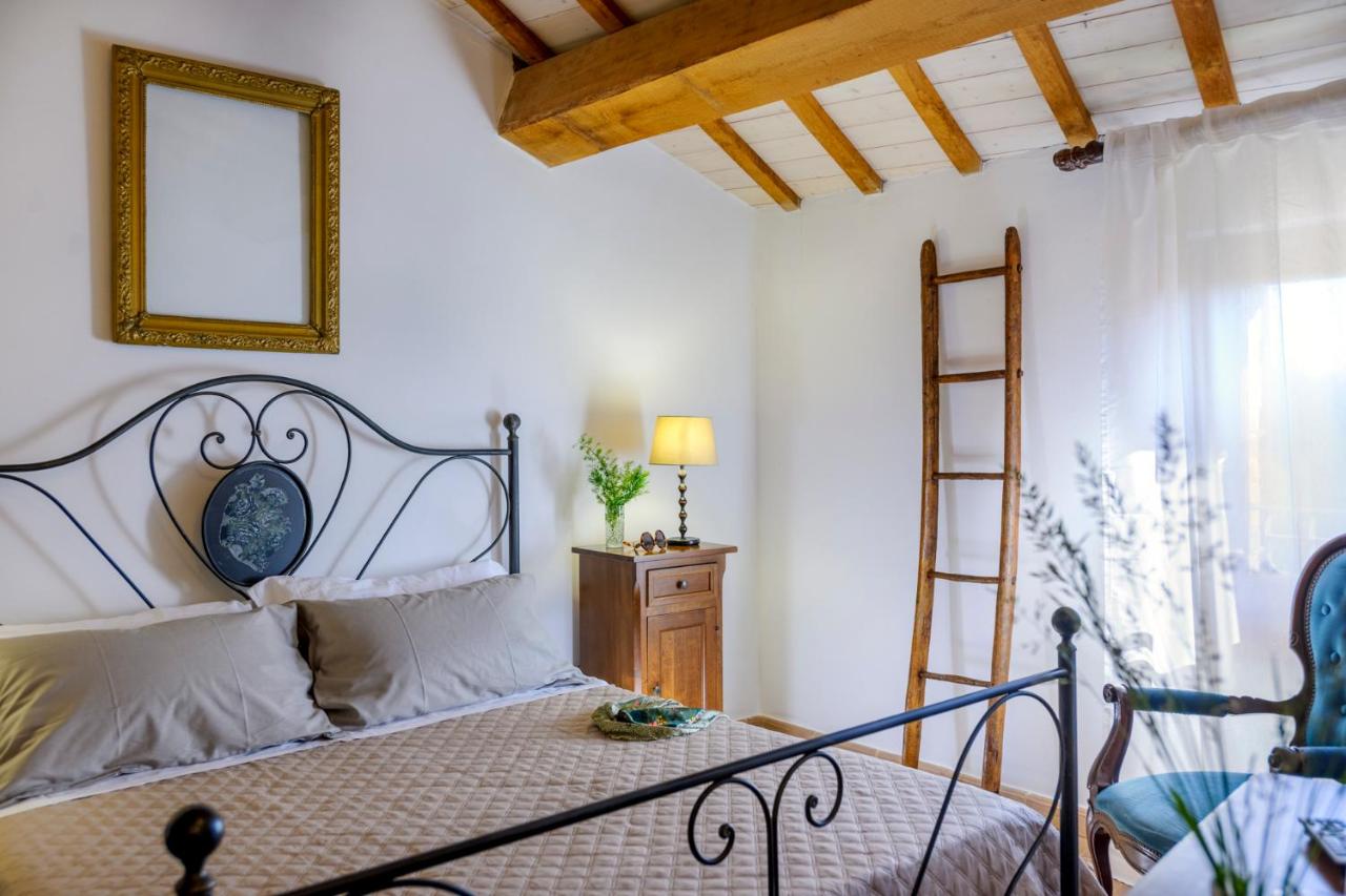 Suite Junior con vistas al jardín 