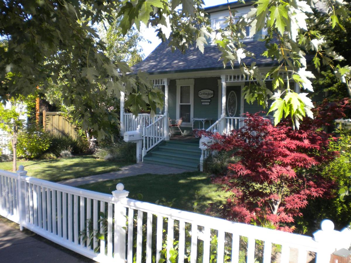 B&B Ashland - Second Street Cottages - Bed and Breakfast Ashland