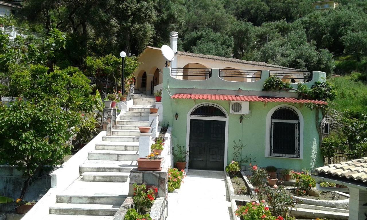 Akis Apartments Kontogialos-Pelekas - B&B