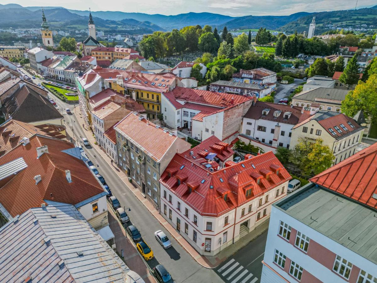Moderný apartmán v srdci Banskej Bystrice - Ferienwohnung Neusohl