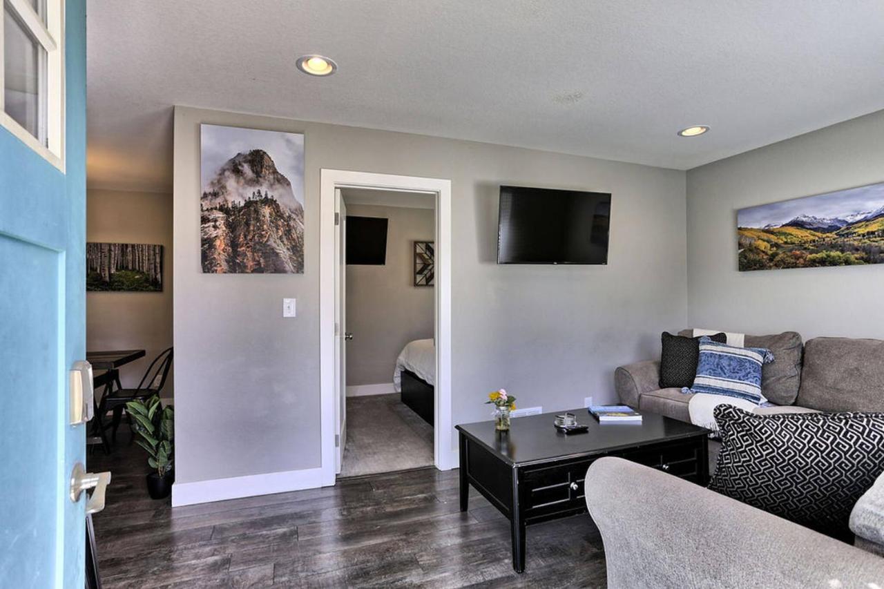 Quiet and Comfy Oasis - Firepit and Yard in Denver - Bed and Breakfast Arvada