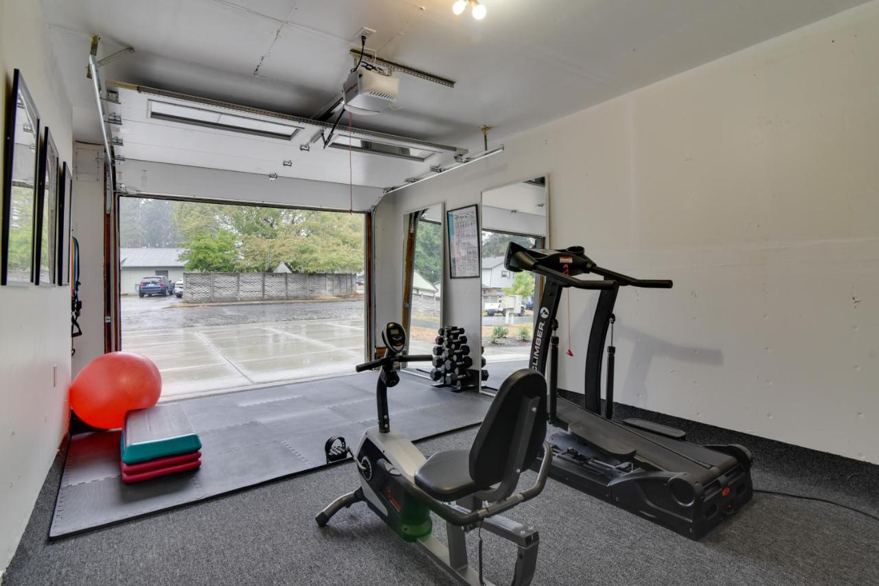 Lovely Vancouver Retreat with Home Gym! - Ferienwohnung Vancouver