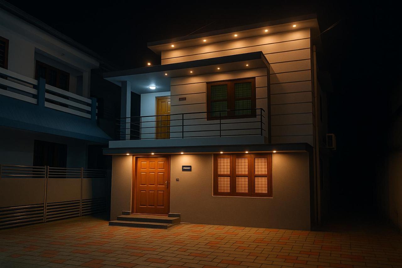 Anantham Home Stay - Bed and Breakfast Trivandrum