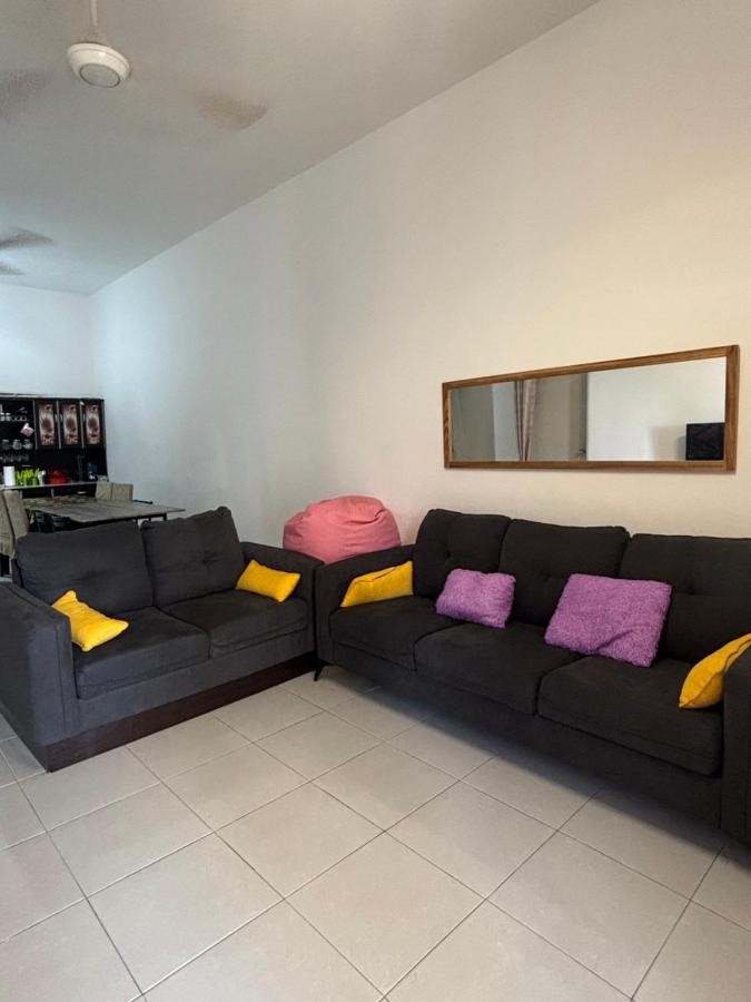 KM Homestay - B&B