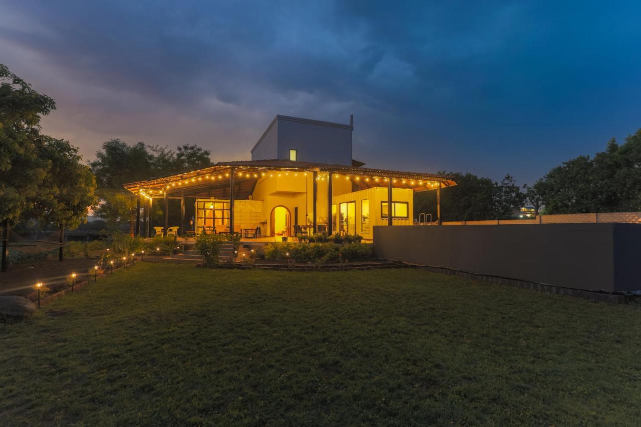 SaffronStays Aangan - B&B