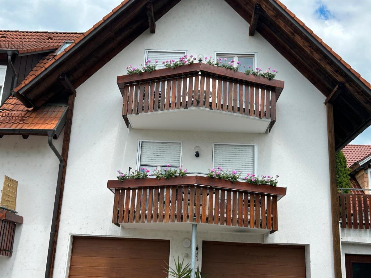 Ferienwohnungen Meyer - Ferienwohnung Hochbuch
