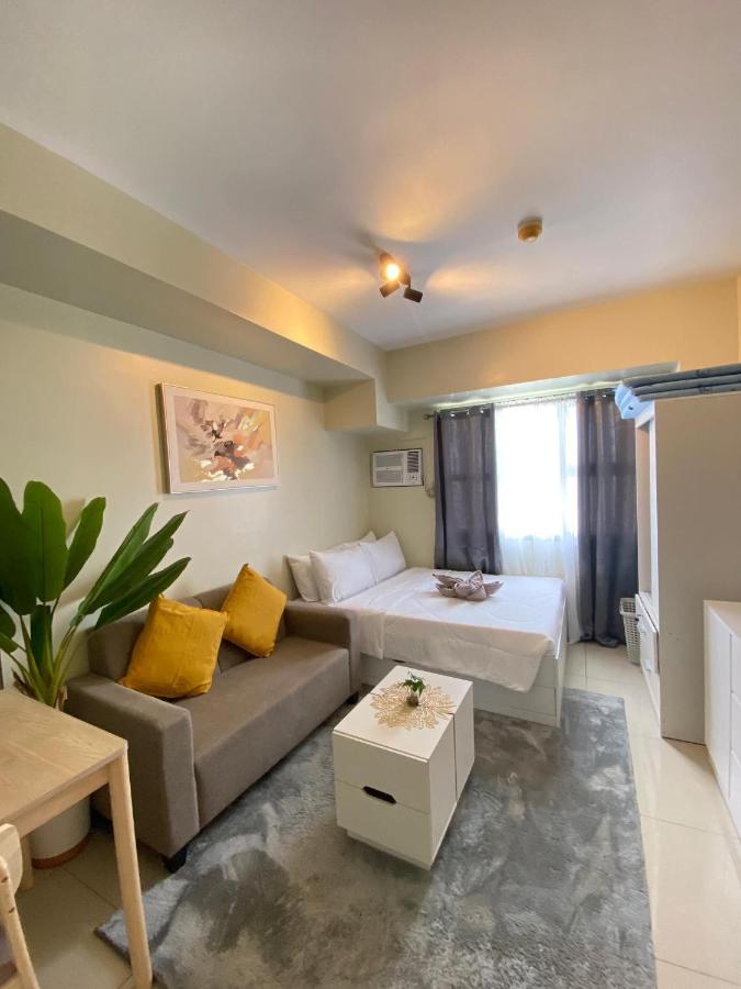 Happy's Studio - B&B Cebu City