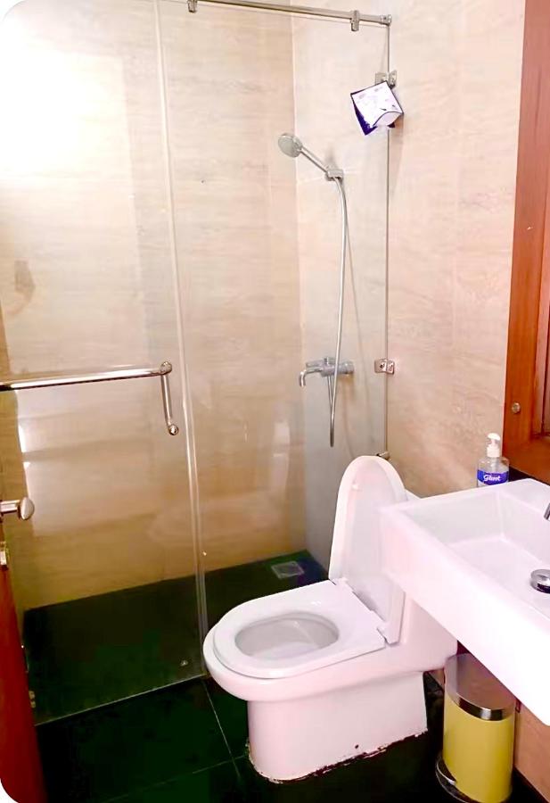 Vila Vimala hills 3bedroom Private Pool, Mountain View, Piano, Bebas jam cekin dan cekout sesuai jam cekin 24jam, 0813 delapan 0 satuenam 4 satu 51 - Chambres d'hôtes Bogor