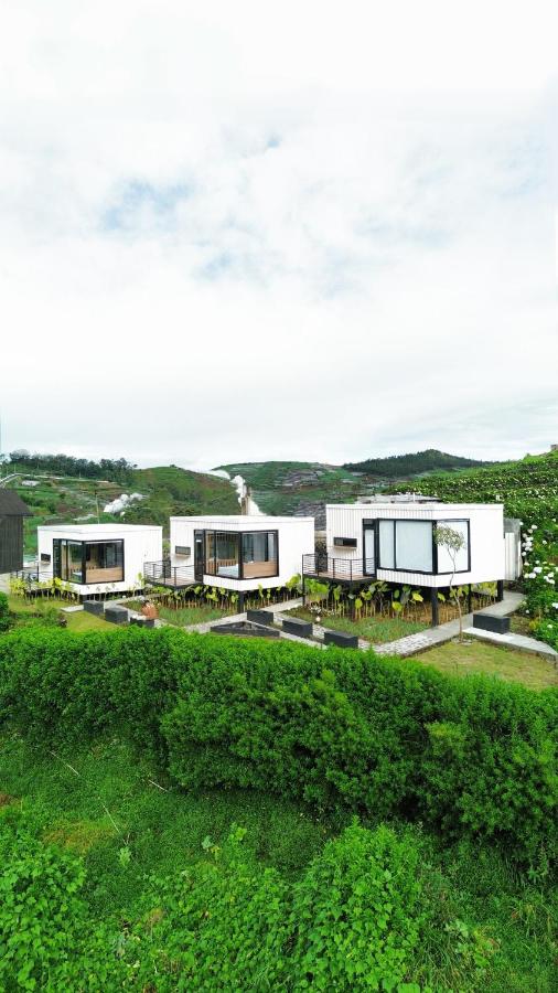 Ullasa Villa Dieng - B&B