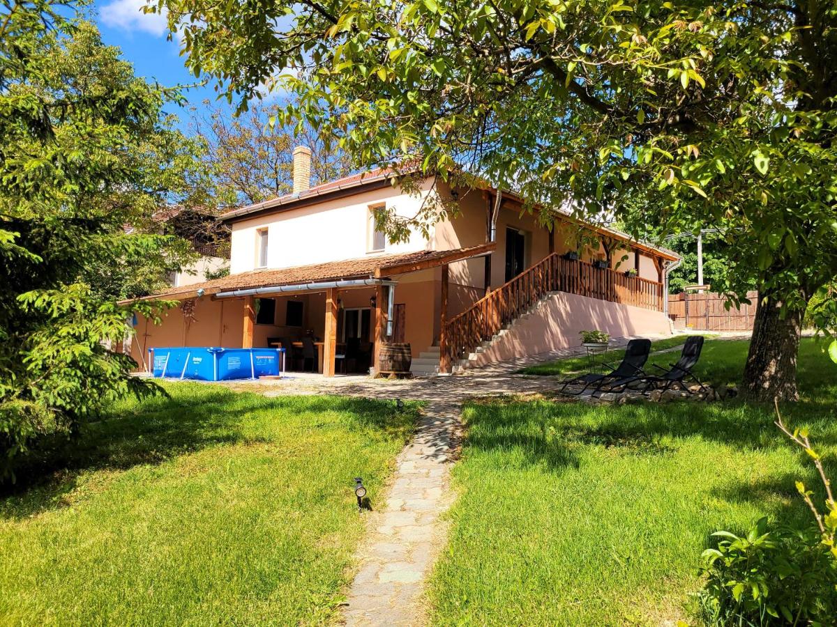 Gárdonyi Ház - B&B