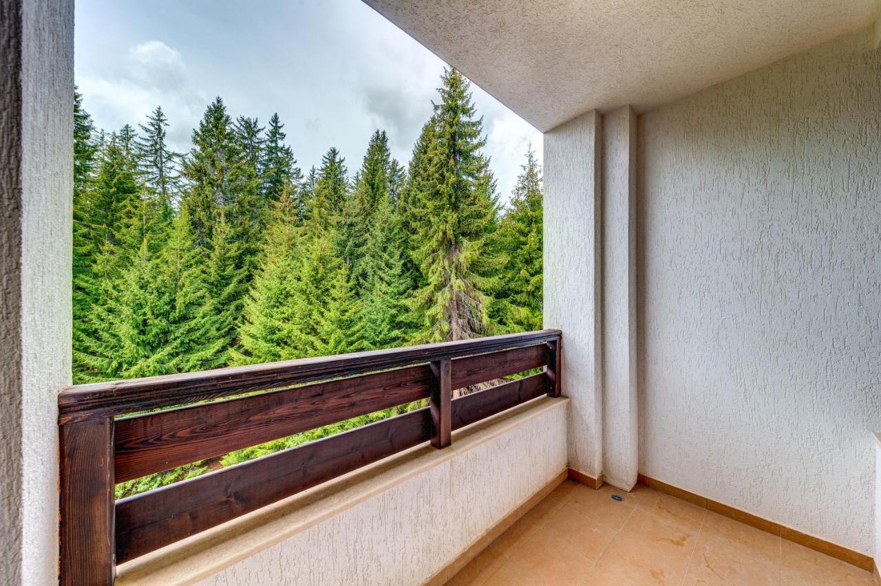 Forest Harmony 1BD with Balcony & Parking - B&B