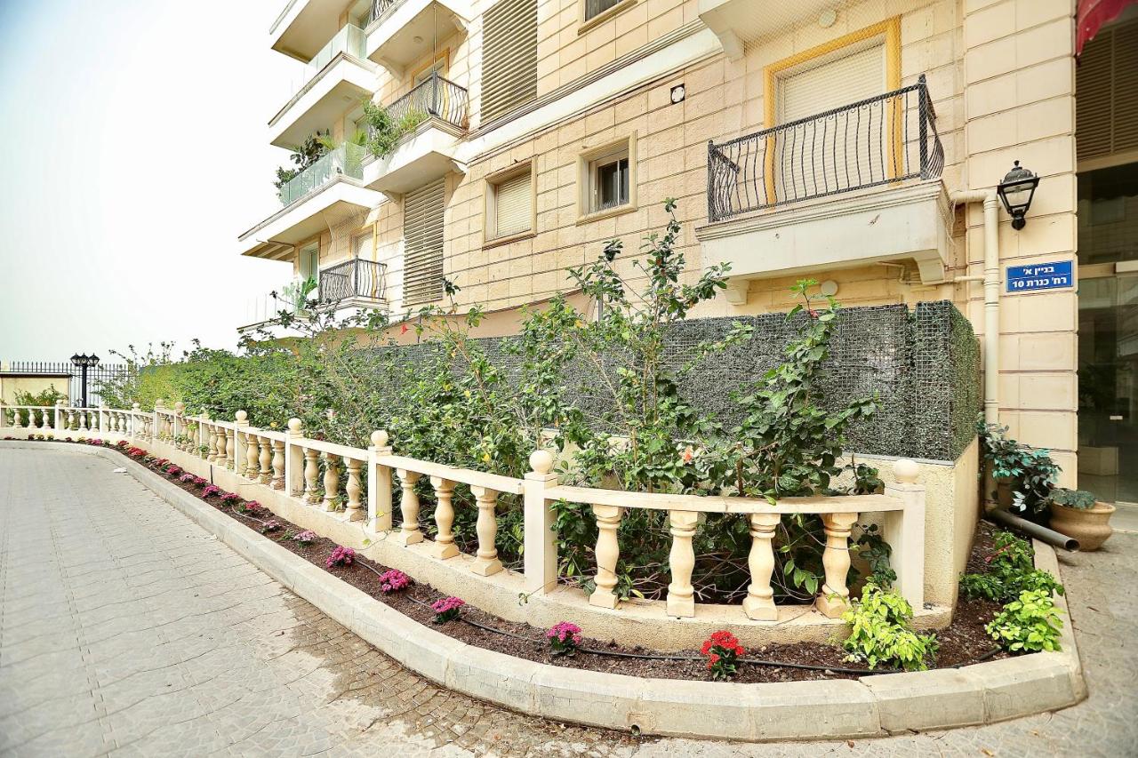 אירופה בוטיק כנרת - דירת 4 חדרי שינה עם נוף לכנרת - B&B Tiberíades