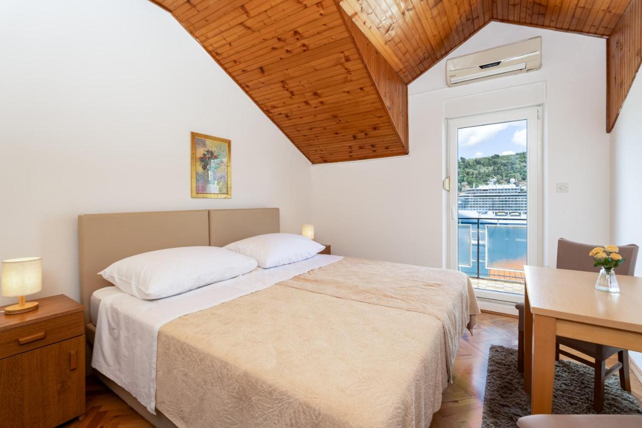 Habitación Doble con balcón y vistas al mar