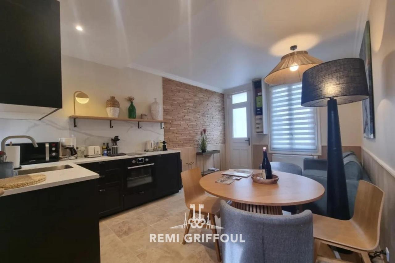 La Maison d’Etienne Renovated in 2025! City Center 4 Guests - B&B Honfleur