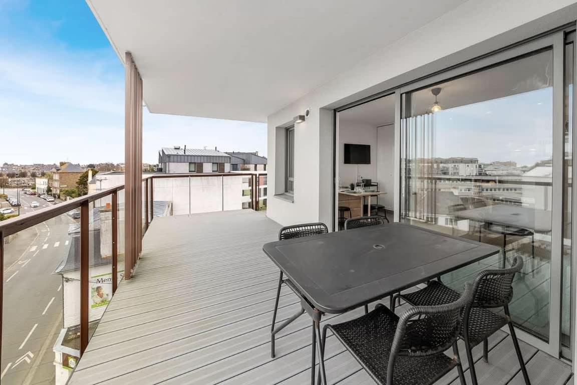 CANEPHORA - 800m mer, terrasse, parking, 400m gare - B&B Saint-Malo