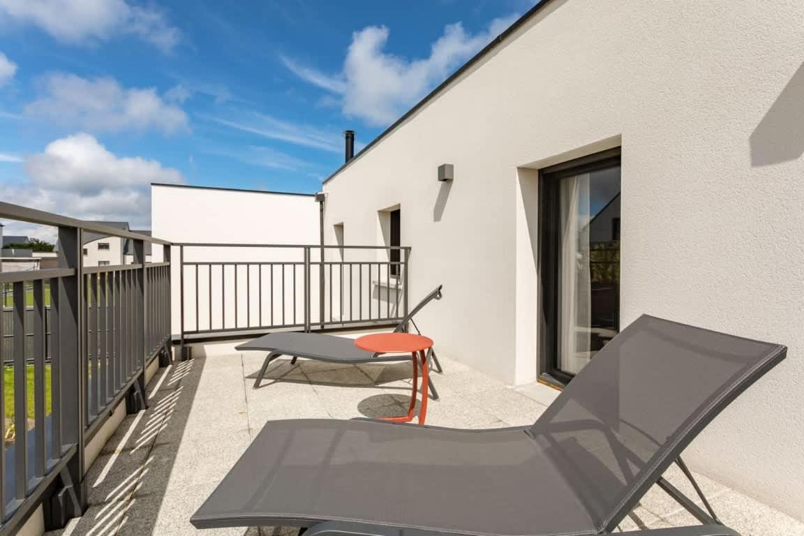 Villa Ty Laouen- Maison moderne 3 chambres jardin - Bed and Breakfast Dinard