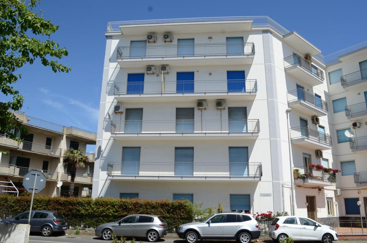 Fondachello Suites - B&B Mascali