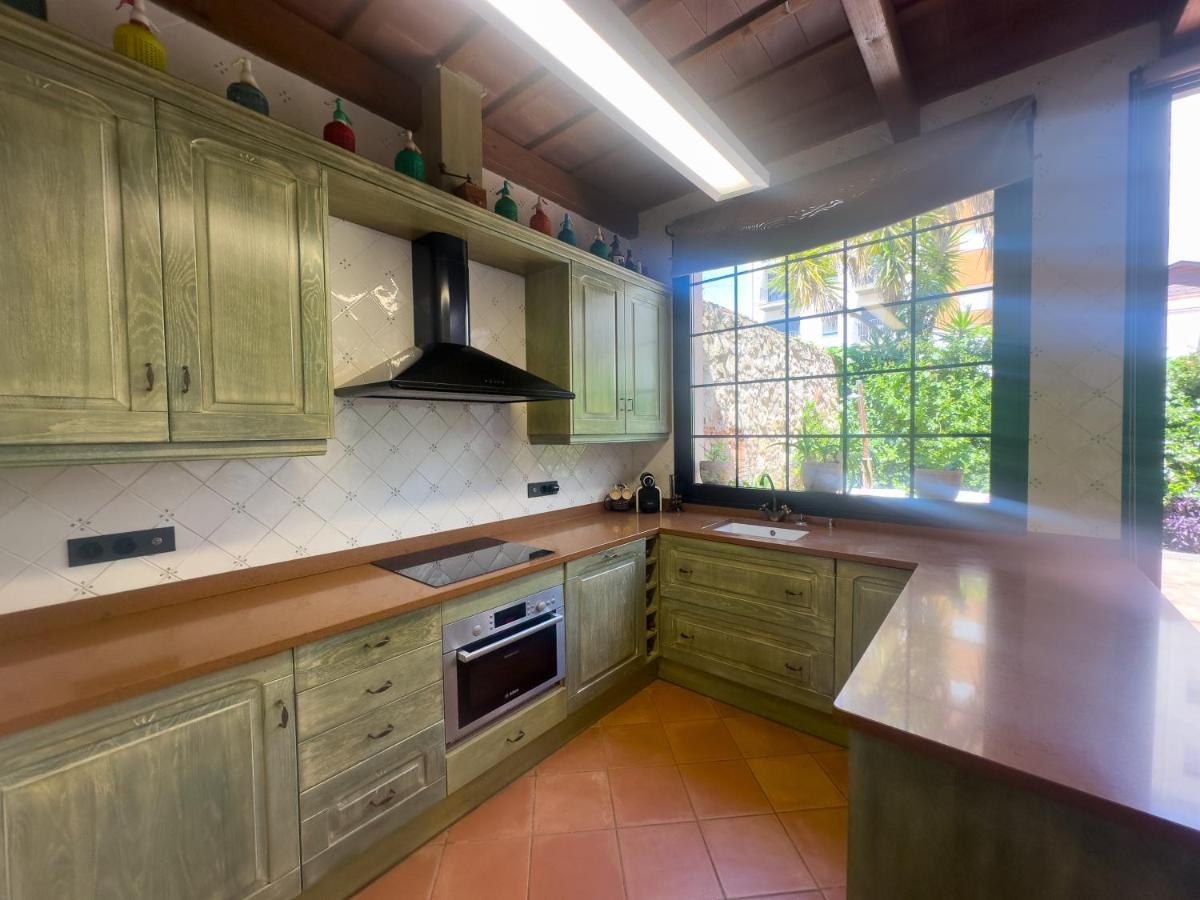 Casa Mundet Sant Antoni de Calonge - Bed and Breakfast