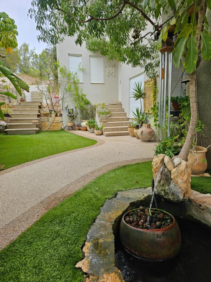 Ornat's B&B - B&B