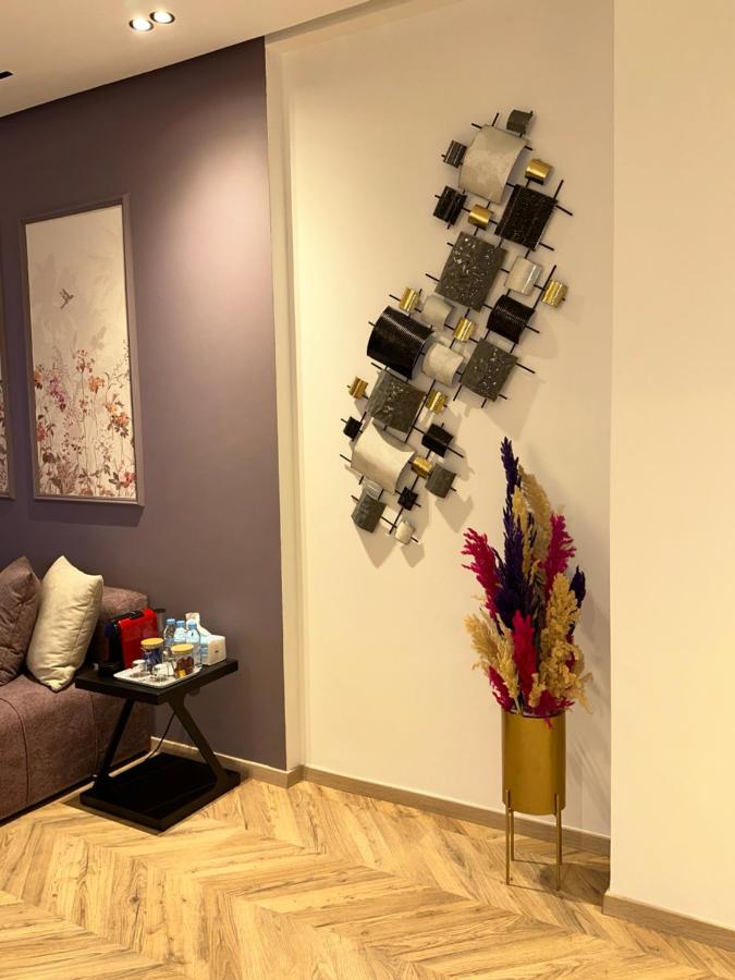 Studio chaleureux 50m2 avec cuisine au centre de casa et proche du tramway ghandi - Bed and Breakfast Casablanca