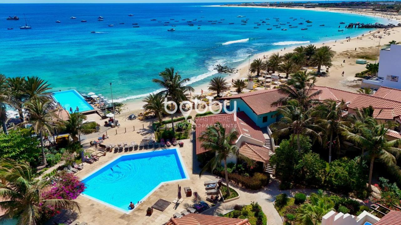 Apartamento con vistas a la piscina