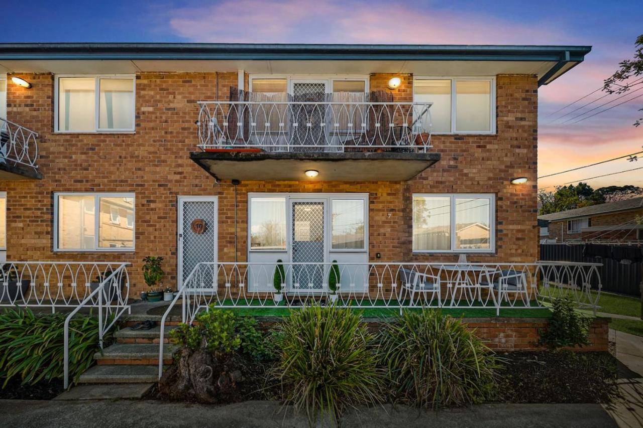 Stylish and Peaceful Retreat Near Dickson - Hosted by Canstay - B&B Downer