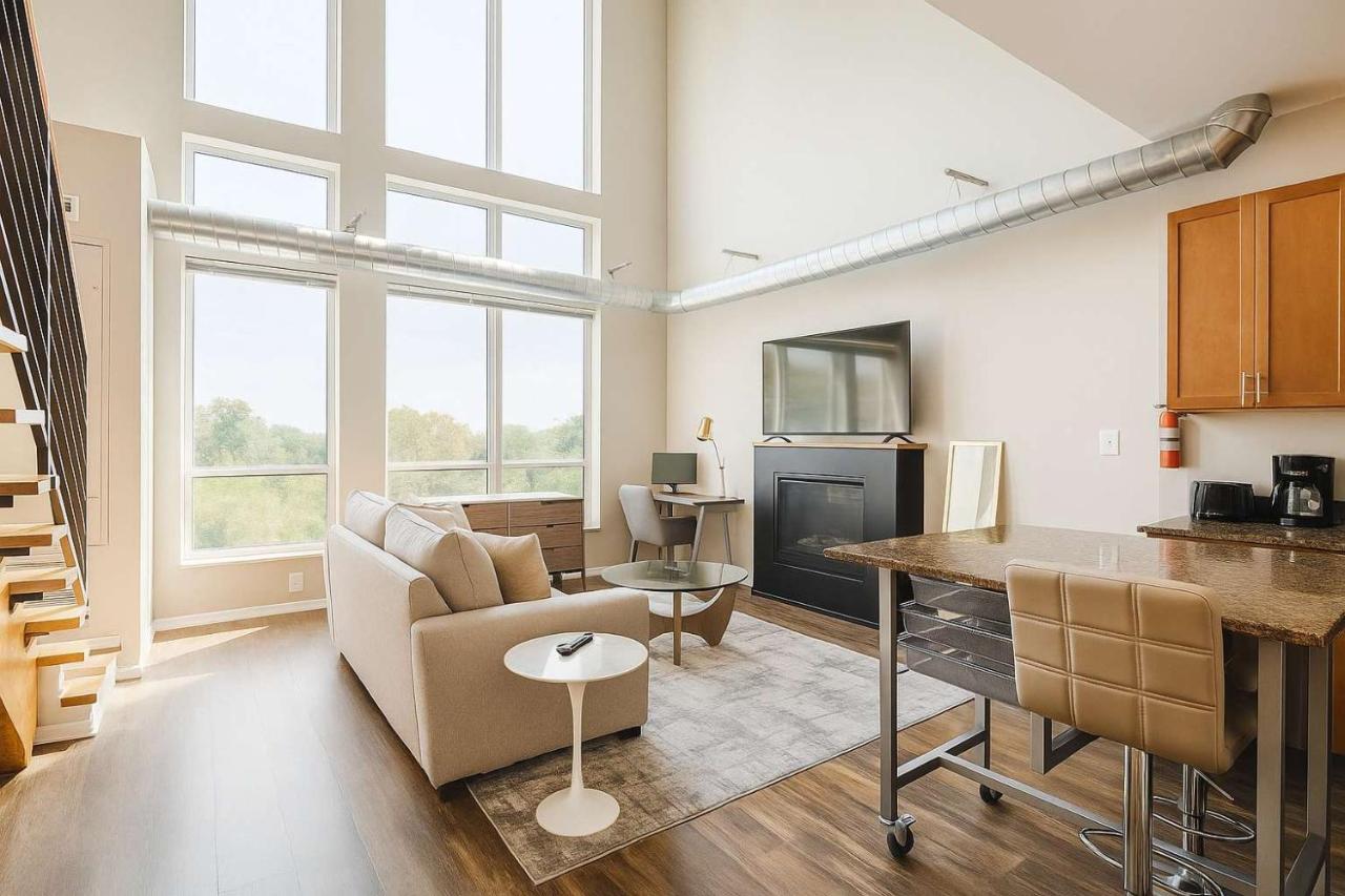 Penthouse Loft Forest Park View Free Parking - B&B