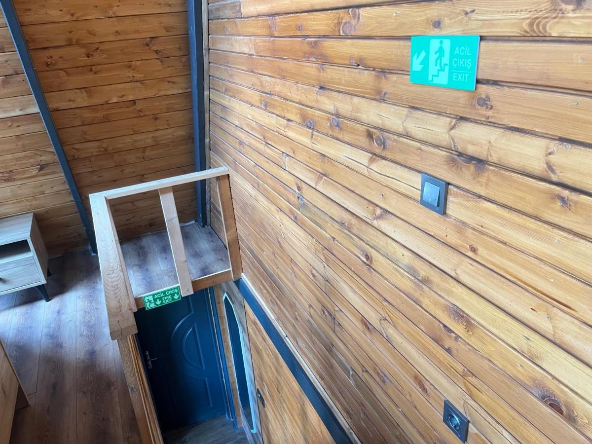 HHZ Green Life Stall - B&B