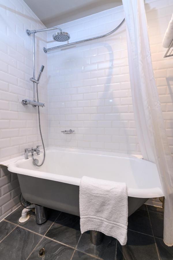 Deluxe Zimmer mit Kingsize-Bett