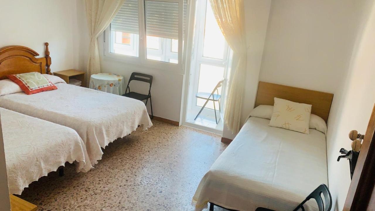 Standard Triple Room with Sea View