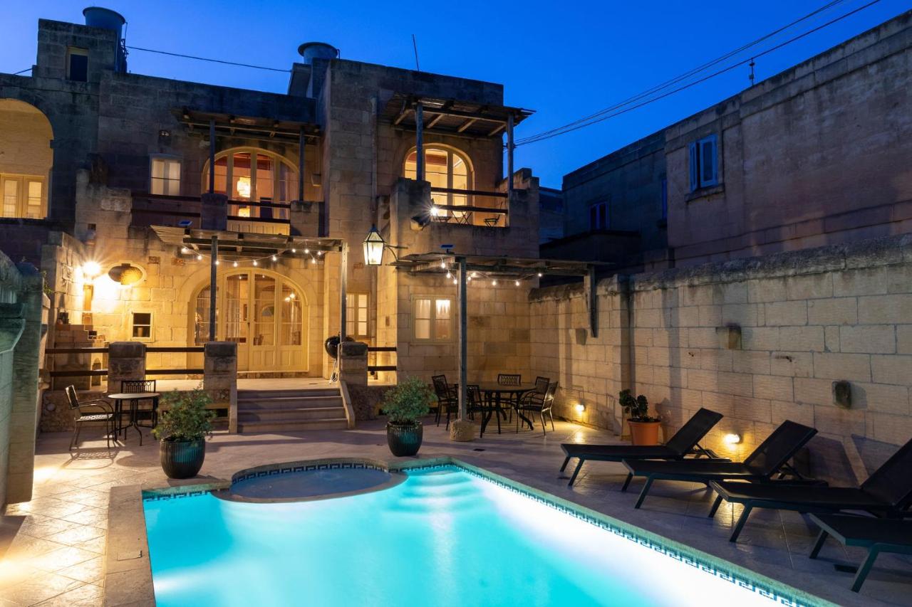 Deluxe Villa