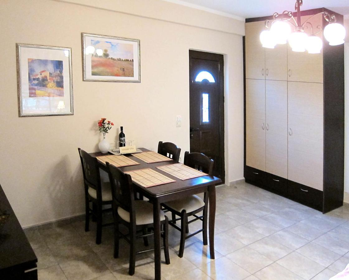 Estia Holiday - B&B Gythio