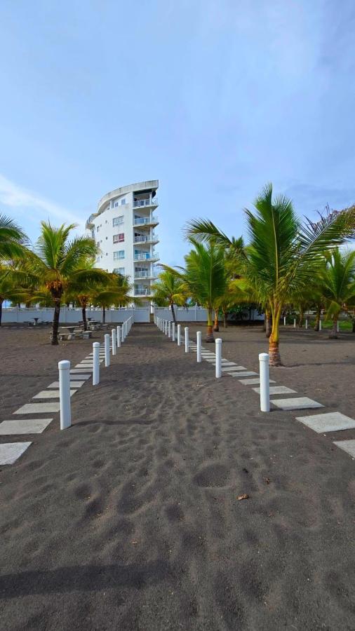 Apartamento familiar frente al mar - Chambres d’hôtes
