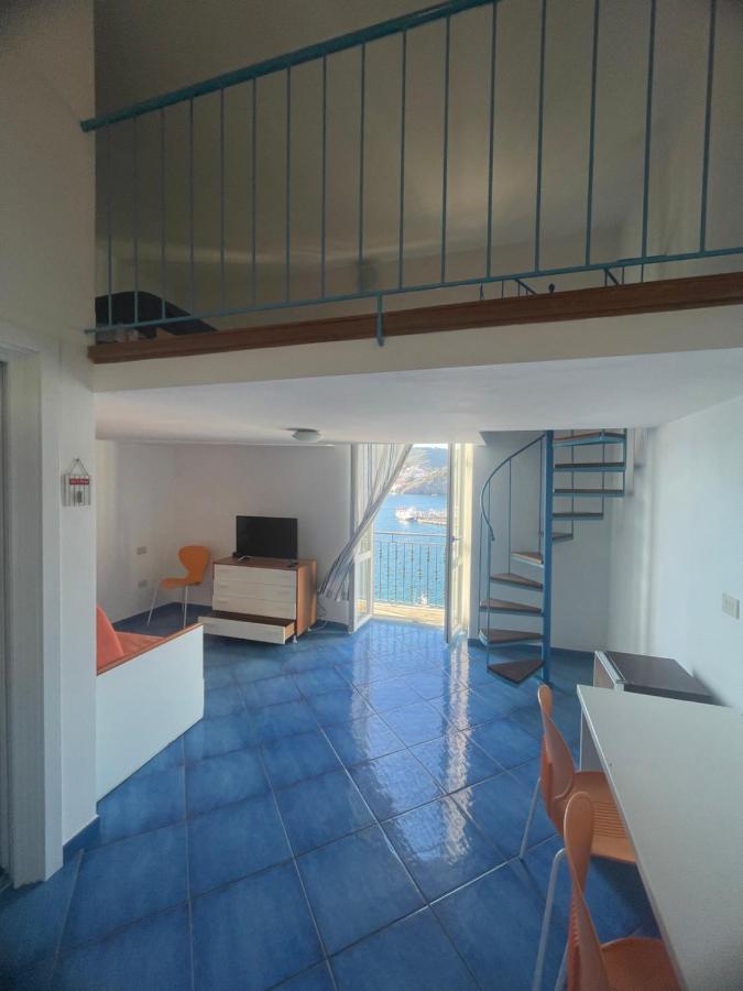 Agenzia Isotur LOCANDA NONNA GIULIA 32 VISTA MARE - Soppalcata - B&B