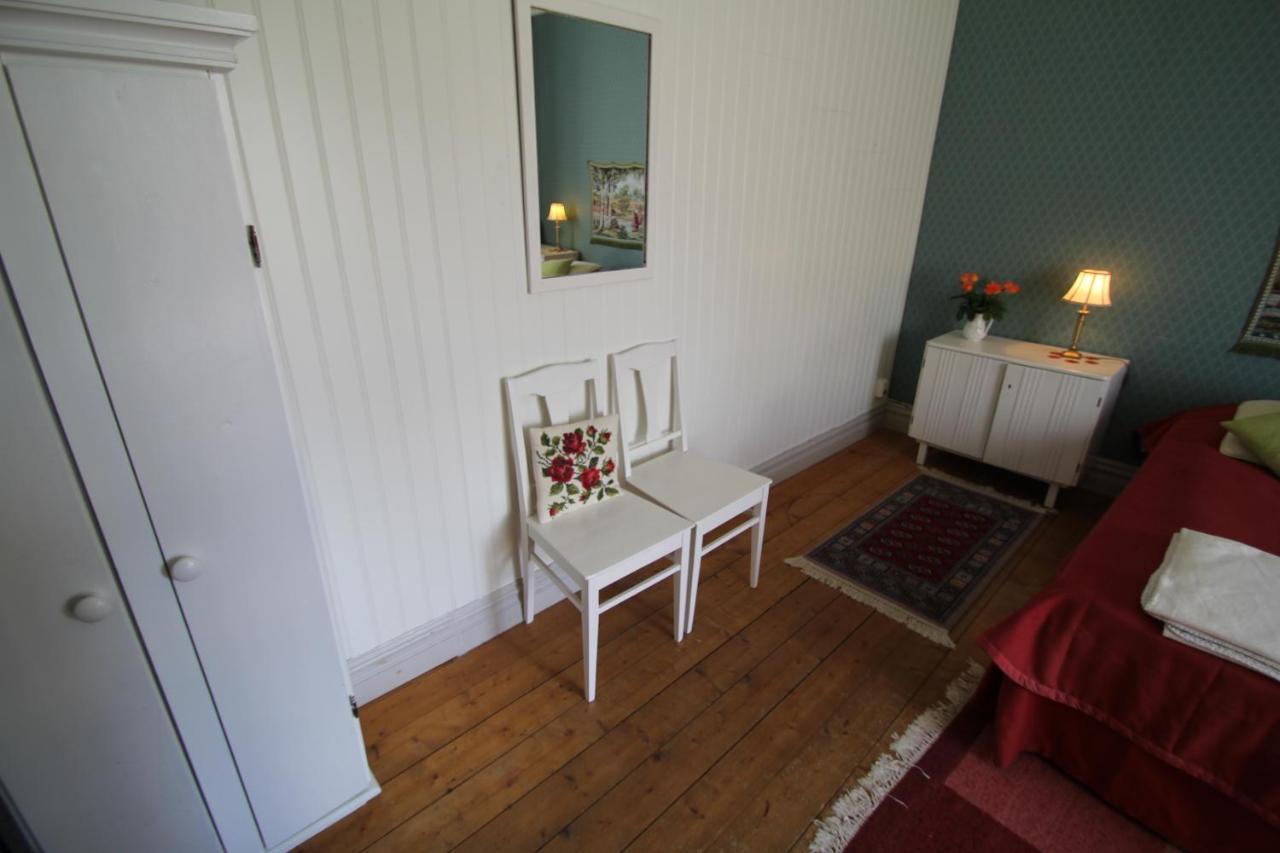Quadruple Room with Shared Bathroom