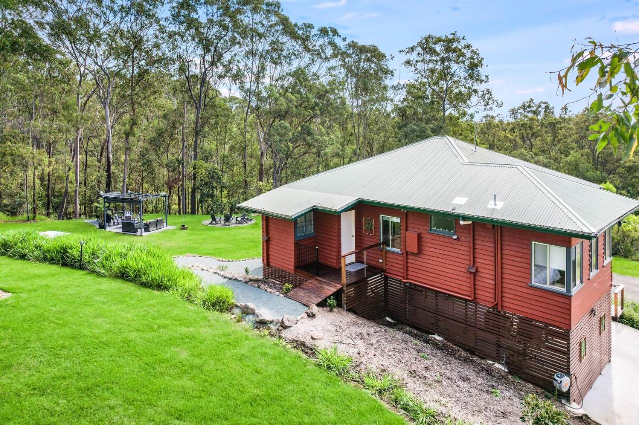 Stylish, Scenic Rural Retreat - B&B Upper Caboolture