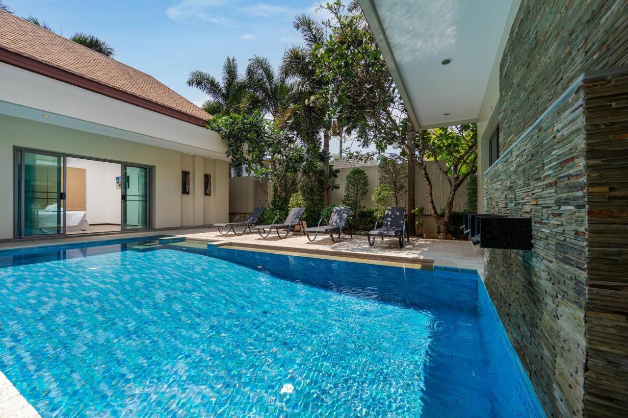 VILLA BOND| 3 Bedrooms | Private Pool | 3 min to Naiharn Beach - Bed and Breakfast