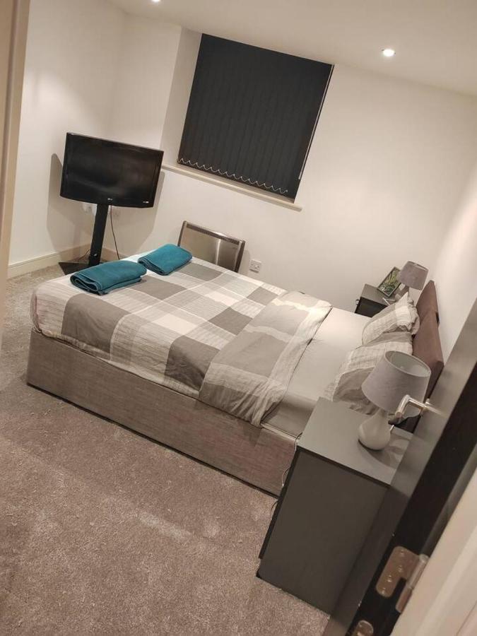 Lovely 1 bedroom apartment with free parking & gym - Bed and Breakfast