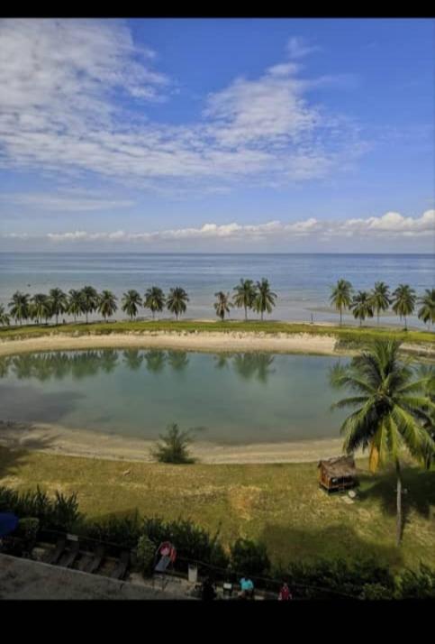 Oceanwhite Homestay Corus - Bed and Breakfast Port Dickson